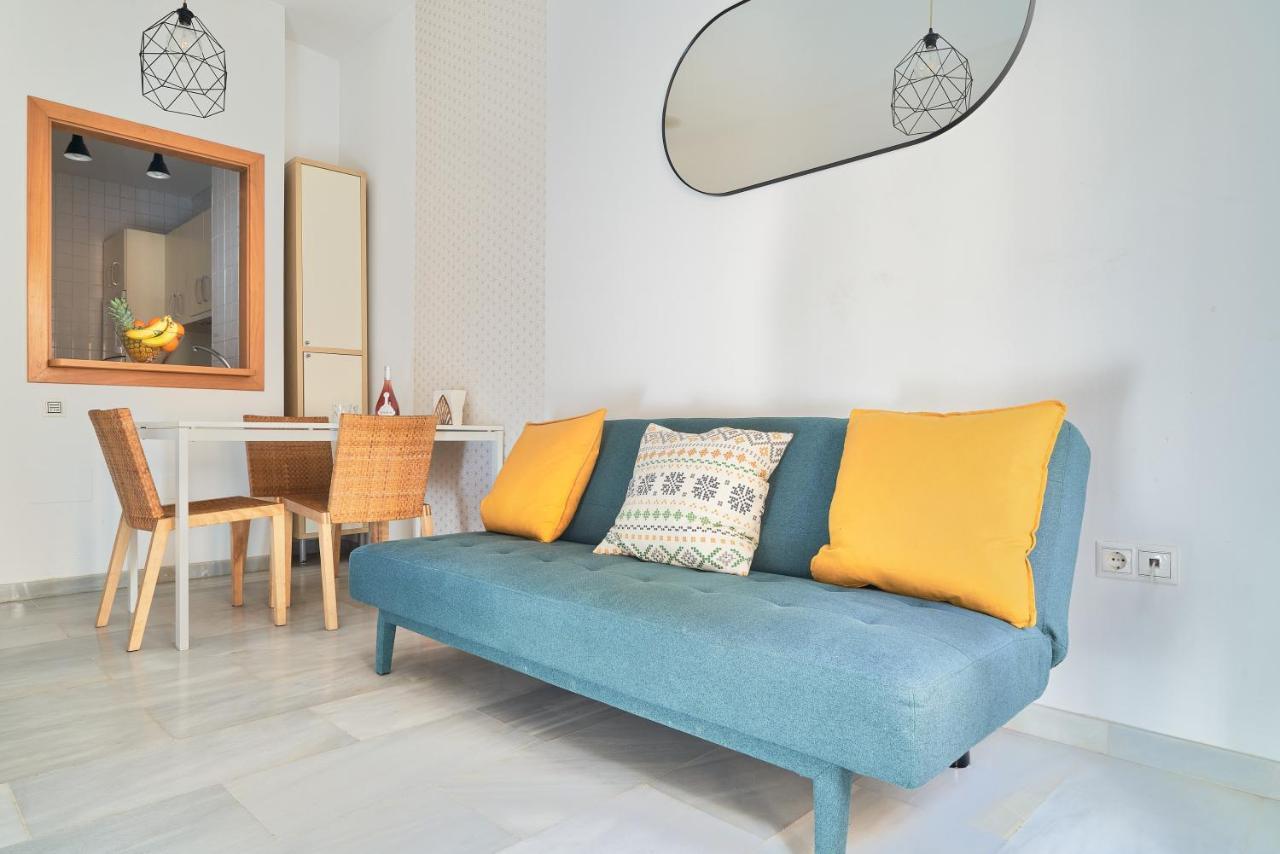 Apartamento En El Centro, Tranquilo Y Luminoso Малага Екстериор снимка