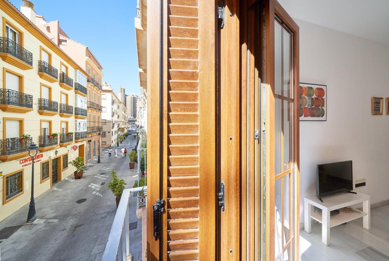 Apartamento En El Centro, Tranquilo Y Luminoso Малага Екстериор снимка
