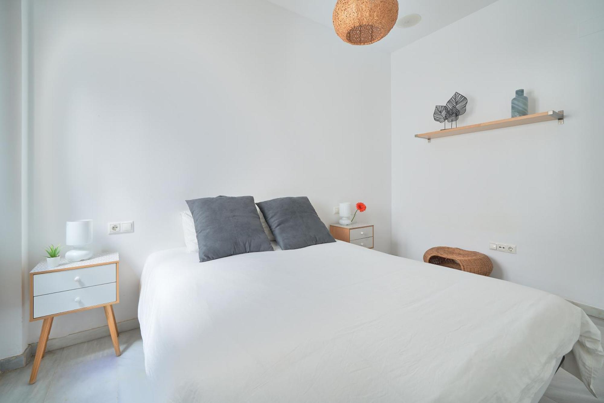 Apartamento En El Centro, Tranquilo Y Luminoso Малага Екстериор снимка